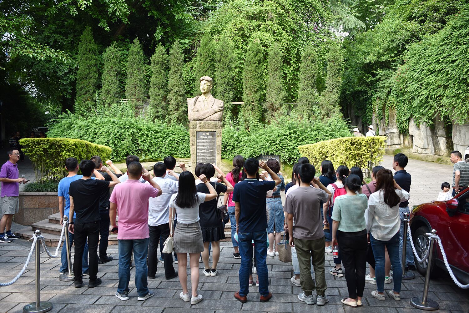 5月主题党日4.jpg